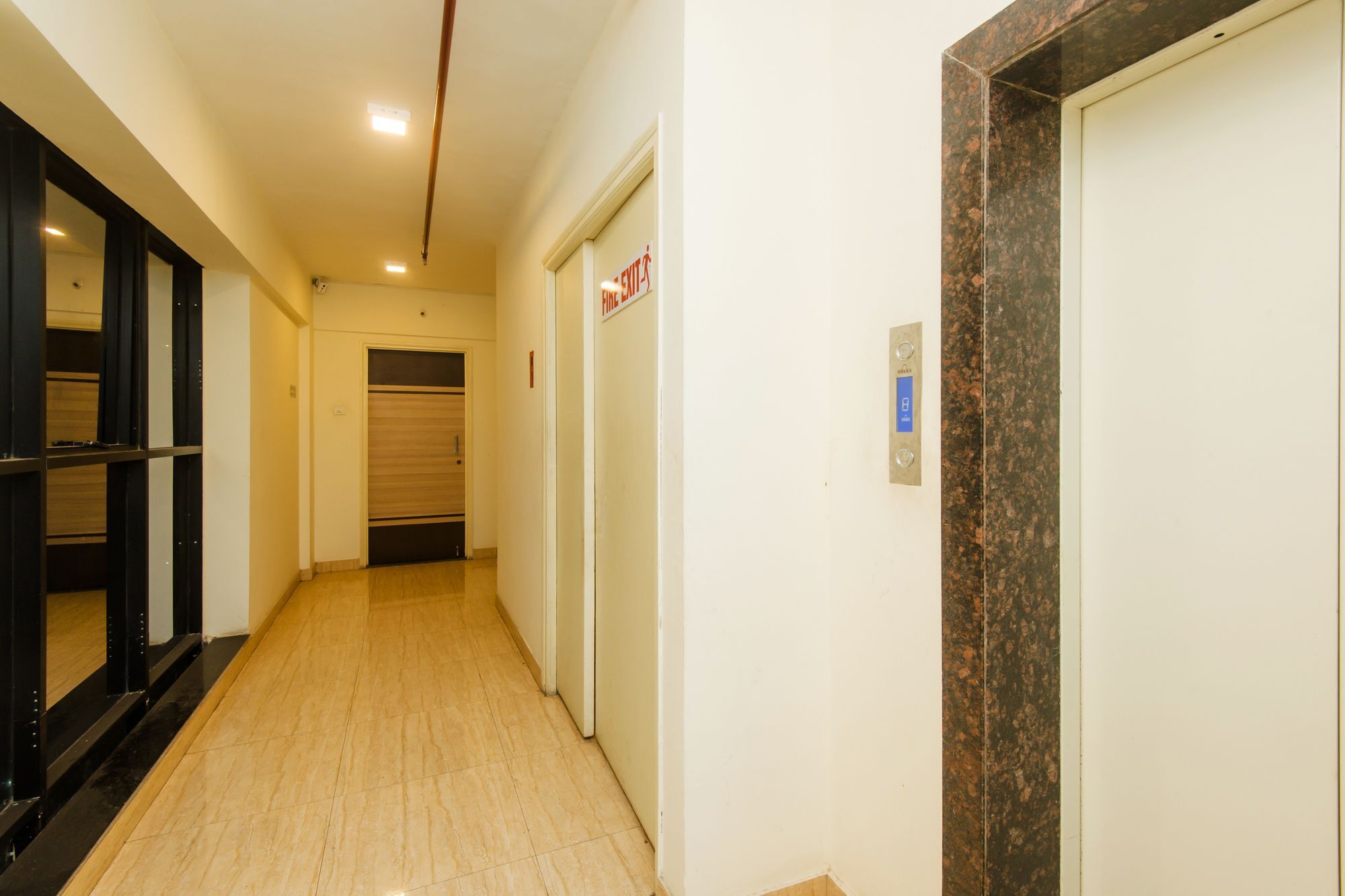 Oyo 11441 Hotel Blue Bells Residency Мумбаї Екстер'єр фото
